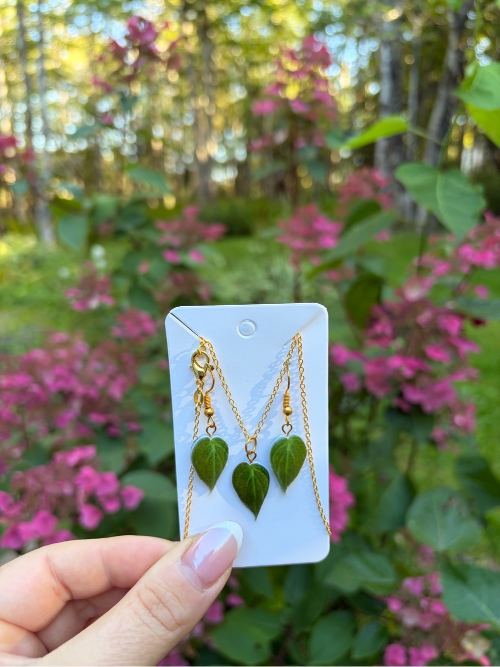 Gold Chain Leaf Pendant Necklace and Earrings Set - Green